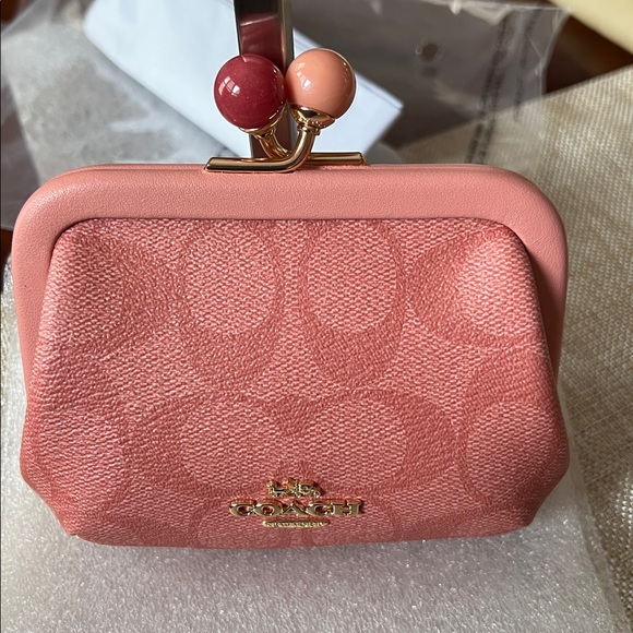 Coach NWT Pink and White Kisslock coin purse - Picture 2 of 11